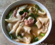 喜欢吃羊肉和面食的亲们，懒人美味羊肉汤烩面上桌啦