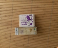 饭饭给我邮寄的蜂胶和山羊皂到货了