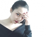 看美女啦 我给你们介绍个美女认识