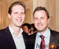 卢森堡同性恋首相公开和男友结婚