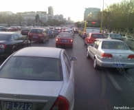 北京四环路上早上7:50的车流滚滚