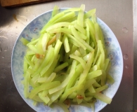 清炒西瓜皮AND肉馅面筋