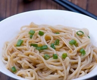 葱油面，刺啦一声就可以做好的面